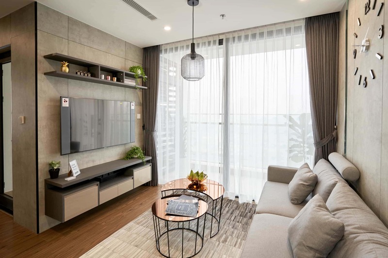 Thiết kế nội thất căn hộ chung cư ánh sáng tự nhiên giúp không gian thoáng đãng, rộng rãi hơn